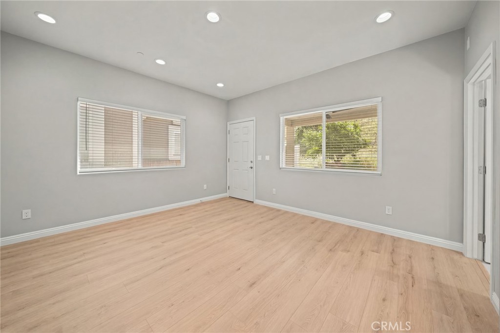 1240 San Cristobal Drive Riverside, CA 92506 - Photo 5 of 67
