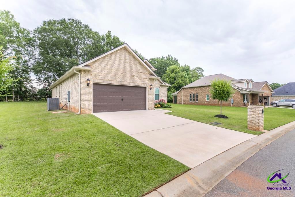 504 Clifton Road Perry, GA 31069 - Photo 3 of 32 Gallery Image 3