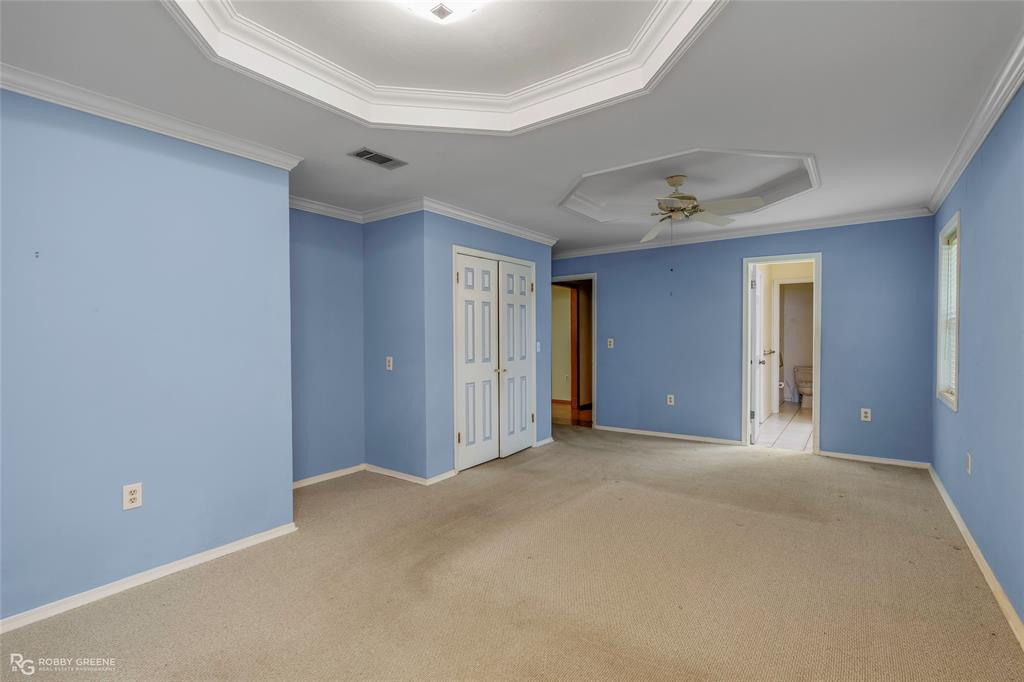 1001 Ridgewood Circle Minden, LA 71055 - Photo 12 of 26 Spacious primary