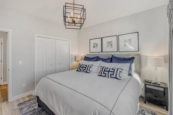 $689,900 | 6717 Bellflower Drive, Excelsior, MN 55331