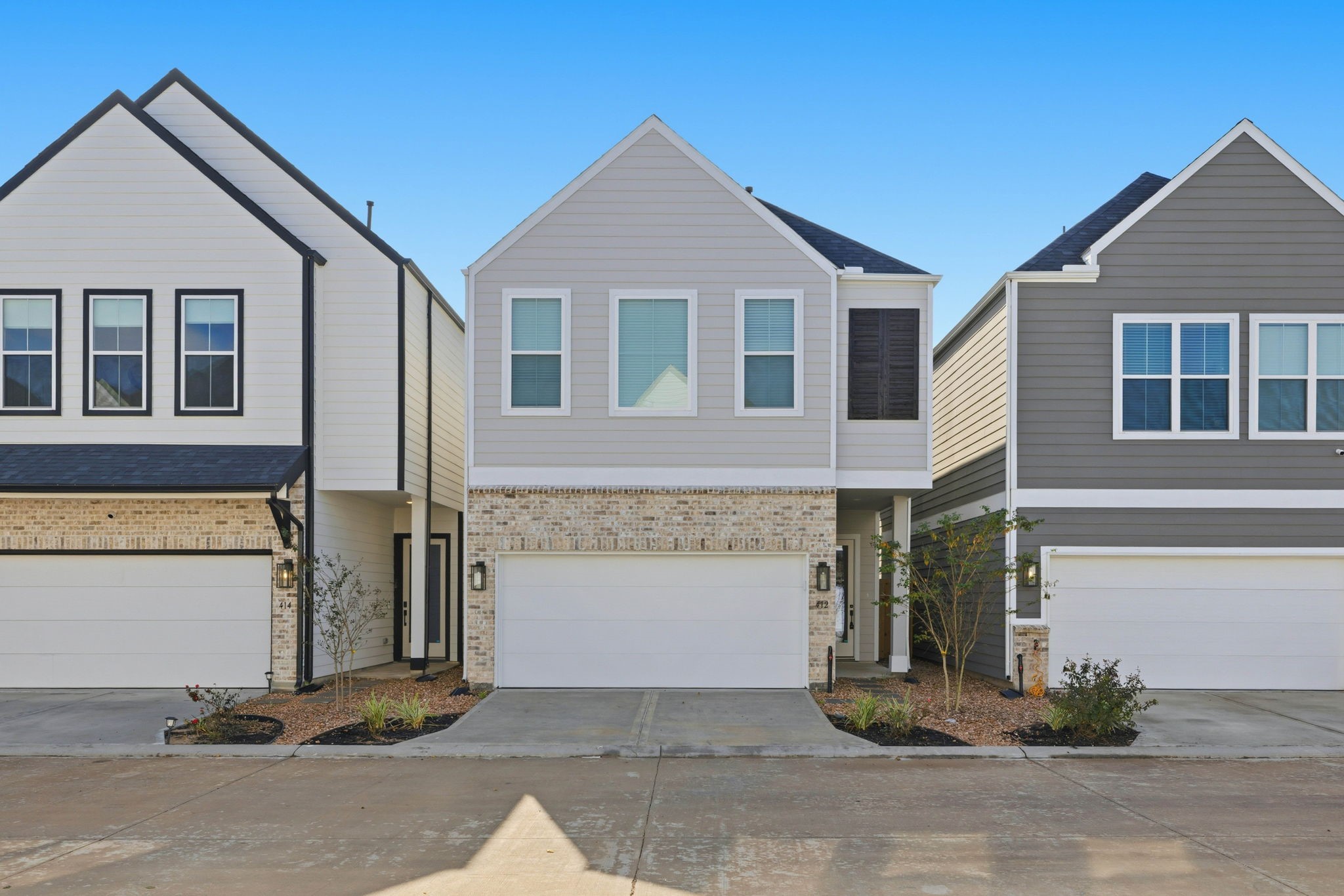 412 Stonework Landing Lane Houston, TX 77076 - Photo 1 of 30 a front view of a house