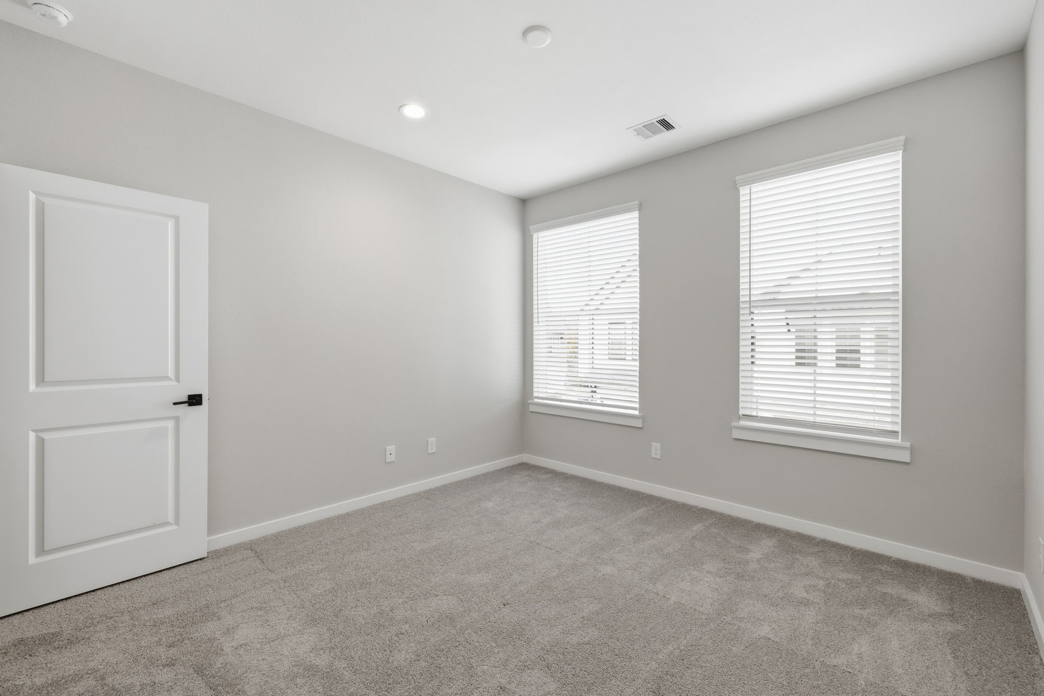 412 Stonework Landing Lane Houston, TX 77076 - Photo 28 of 30 a view of an empty room with a window
