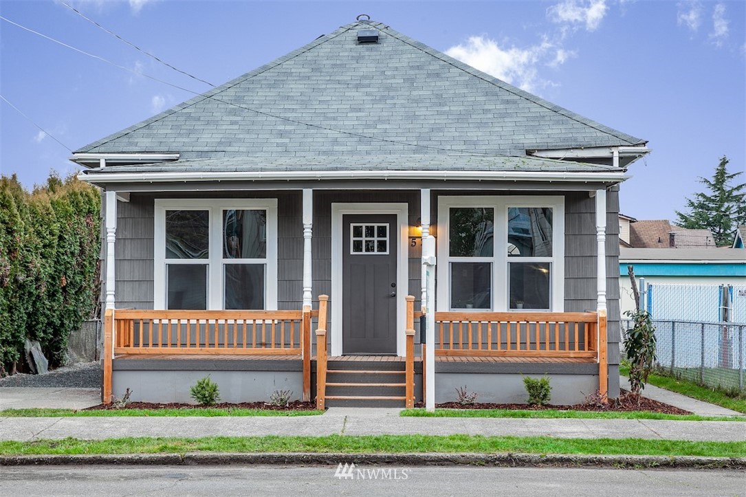 525 Smithers Avenue South Renton, WA 98057 - Photo 1 of 22 Gallery Image 1