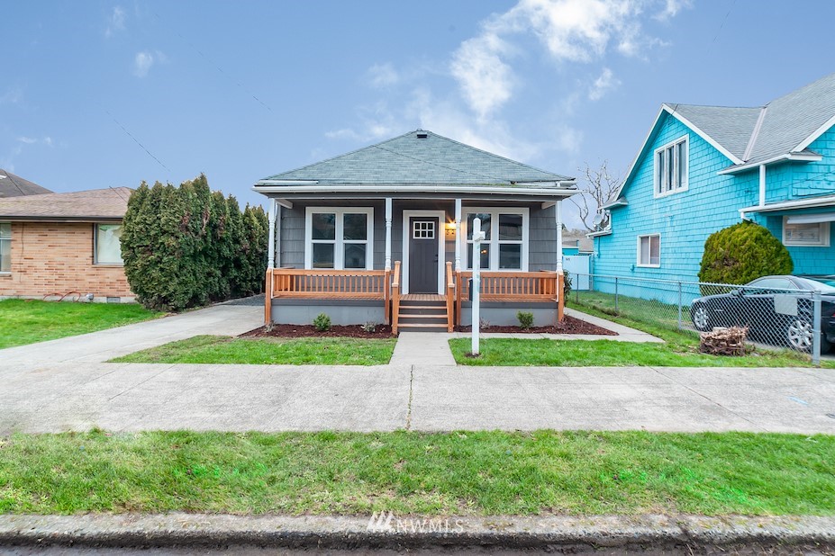525 Smithers Avenue South Renton, WA 98057 - Photo 2 of 22 Gallery Image 2