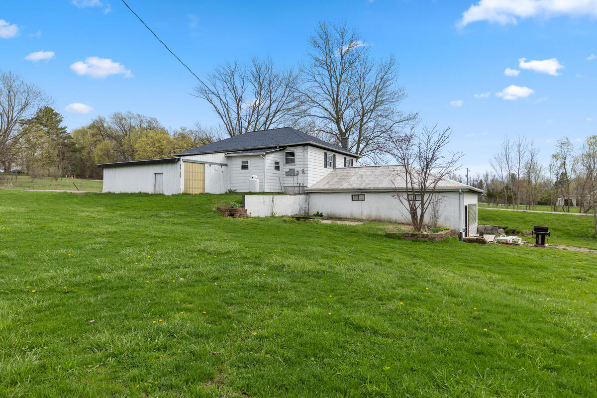 3479 Dumont Road Allegan, MI 49010 - Photo 19 of 28 https___photoreal.io_wp-content_photorea