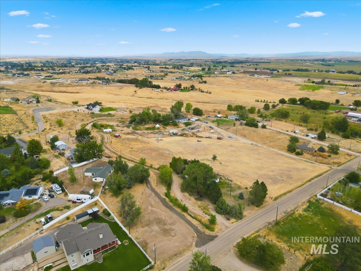17114 Goodson Road Caldwell, ID 83607 - Photo 33 of 36 Additional content