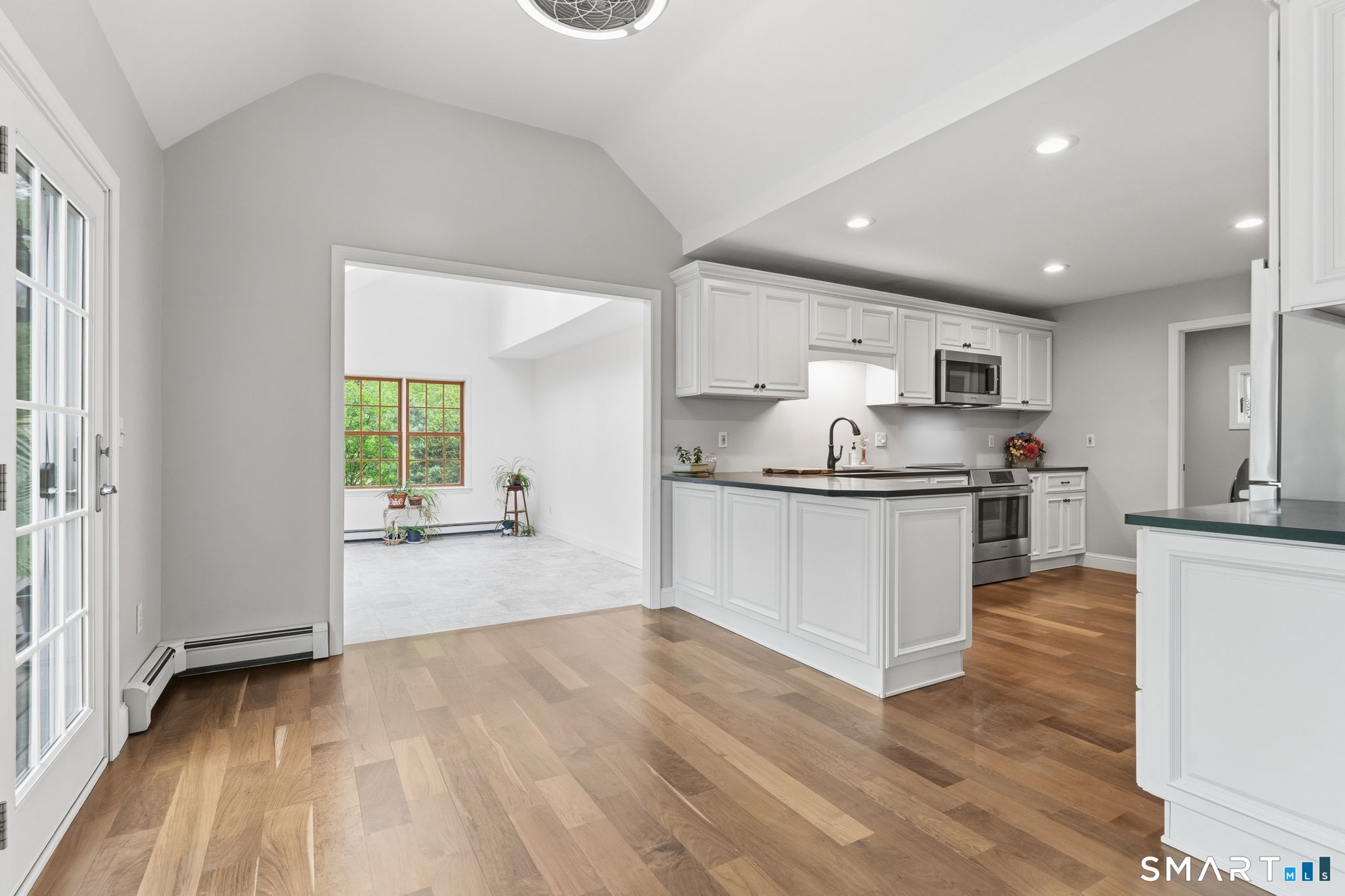 287 South Bear Hill Road Chaplin, CT 06235 - Photo 11 of 37
