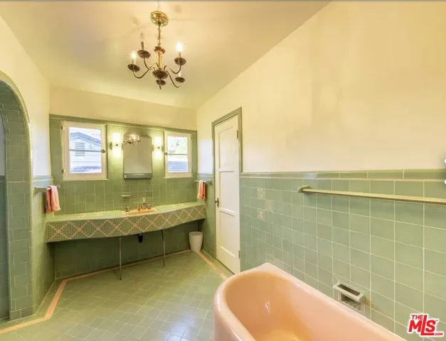 $9,999 | 1530 Valley View Road, Glendale, CA 91202