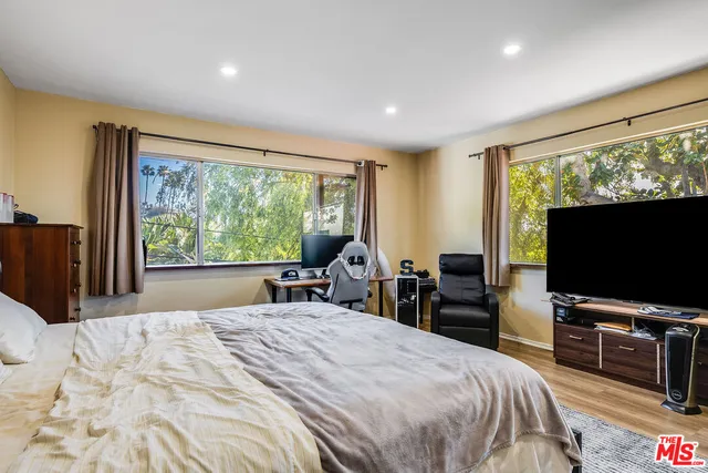 $9,999 | 1530 Valley View Road, Glendale, CA 91202