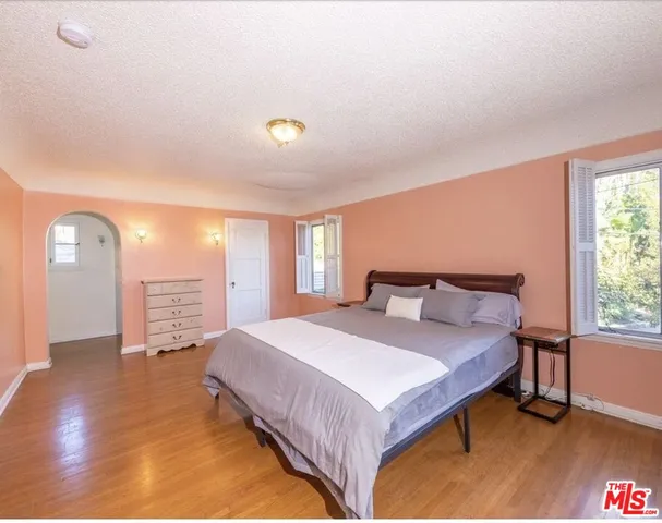 $9,999 | 1530 Valley View Road, Glendale, CA 91202