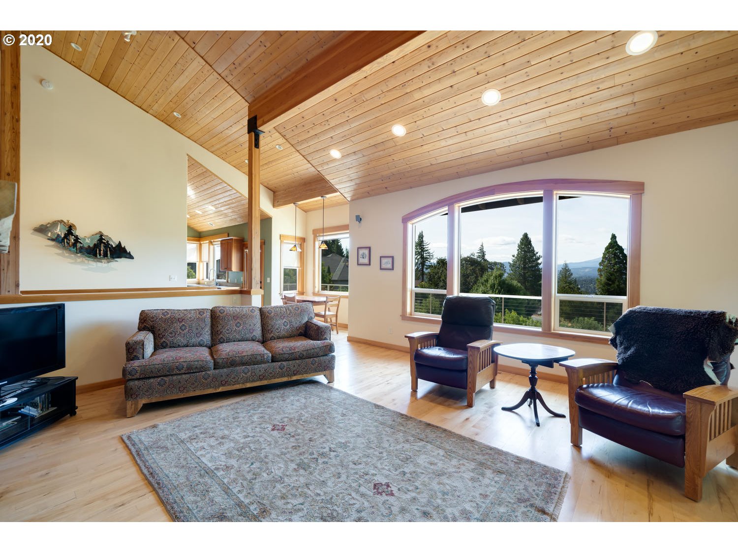 105 West Winds Road White Salmon, WA 98672 - Photo 8 of 32 Gallery Image 8