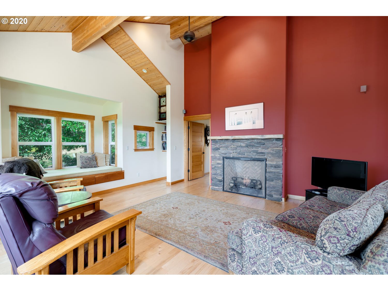 105 West Winds Road White Salmon, WA 98672 - Photo 9 of 32 Gallery Image 9