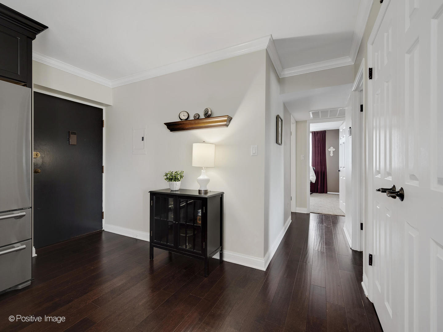 100 West Butterfield Road, Unit 401N Elmhurst, IL 60126 - Photo 4 of 29 a view of livingroom with furniture and wooden floor