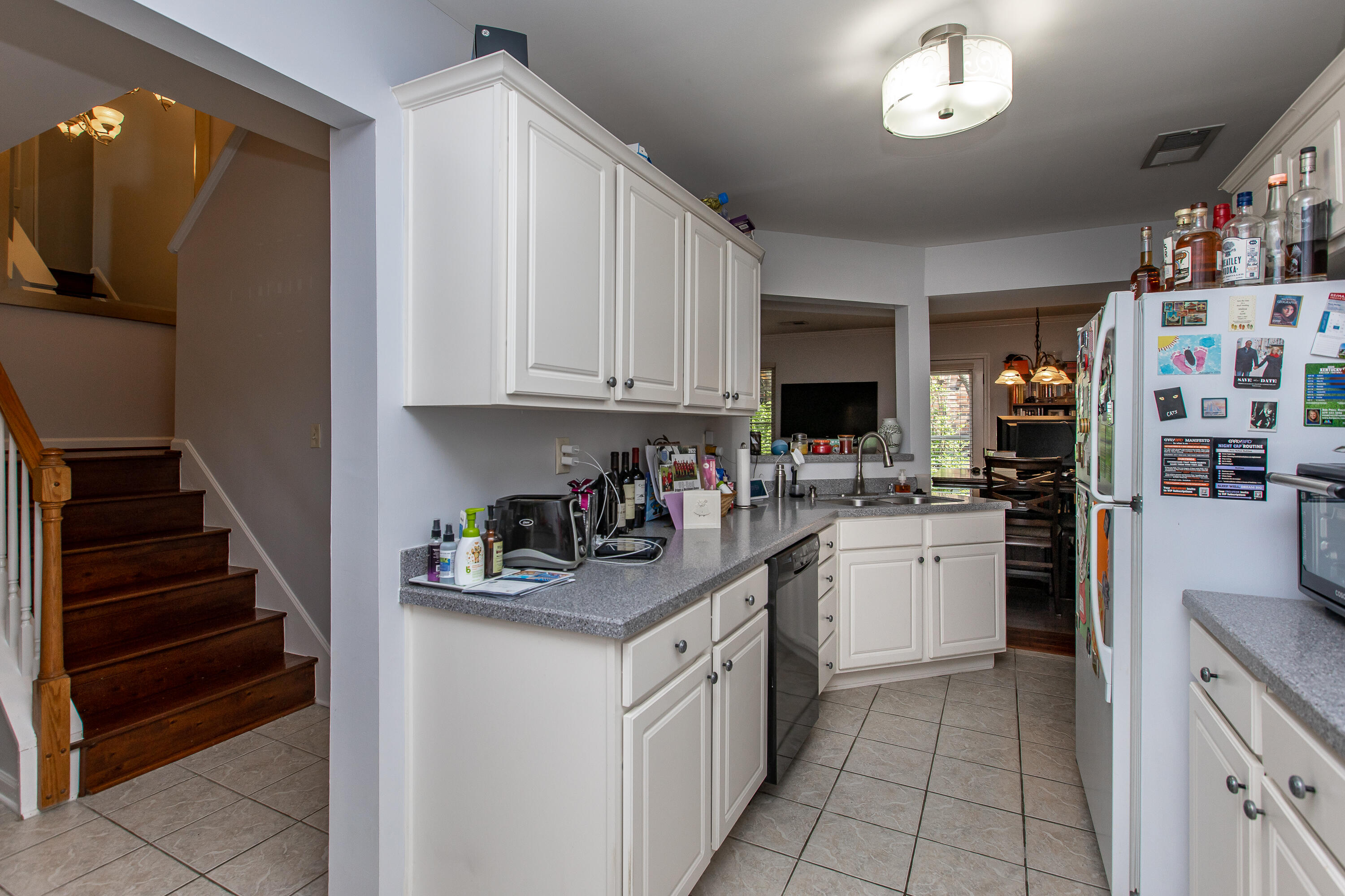 3053 Wavecrest Way Lexington, KY 40509 - Photo 2 of 19 2-2