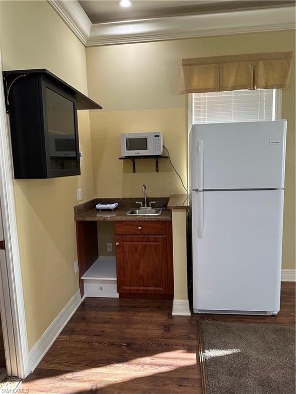 160 19th Street Southwest Naples, FL 34117 - Photo 43 of 49