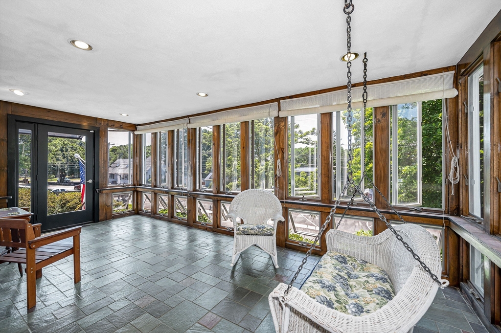 150 Hamilton Street Saugus, MA 01906 - Photo 5 of 41