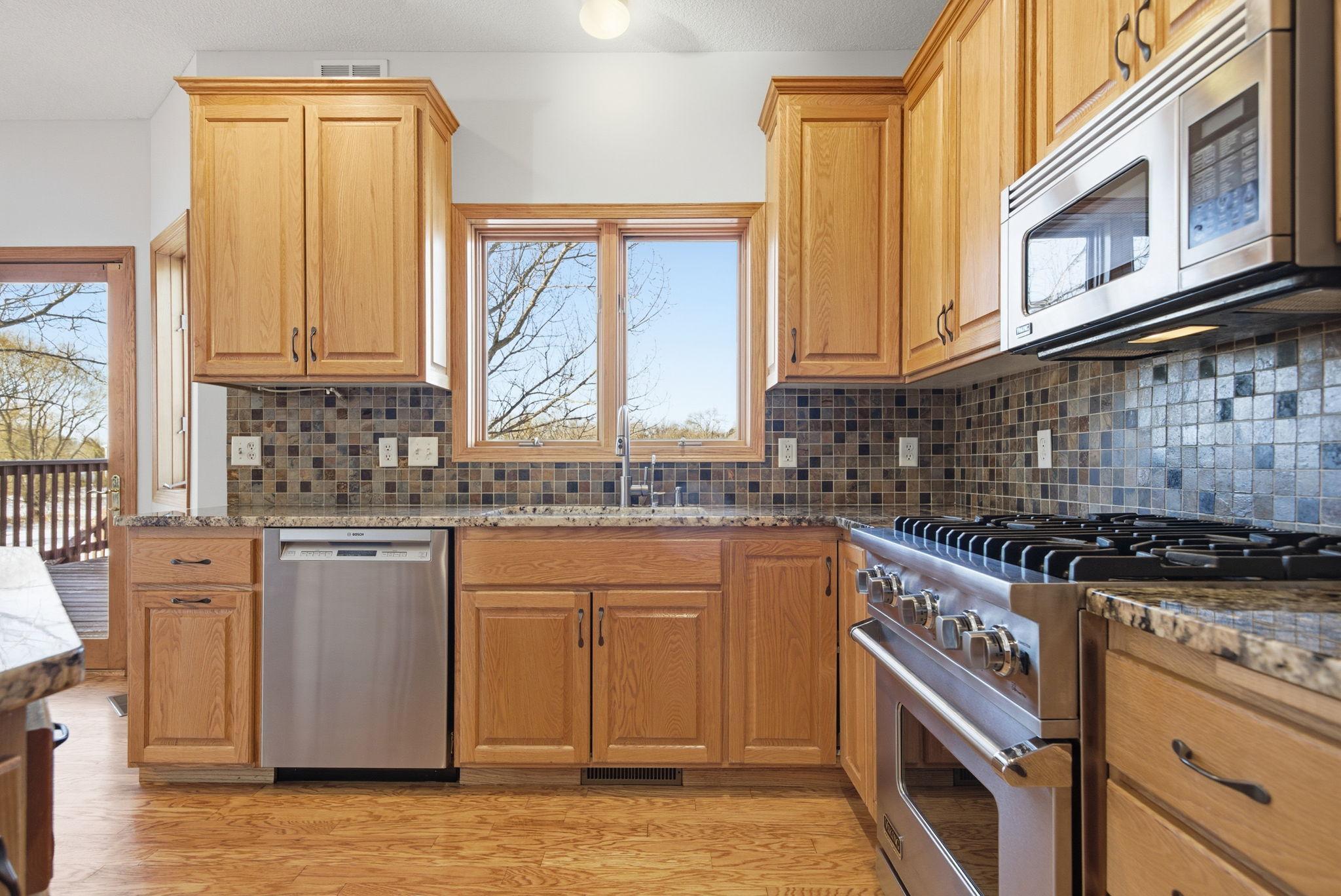 5135 Country Circle Loretto, MN 55357 - Photo 12 of 46