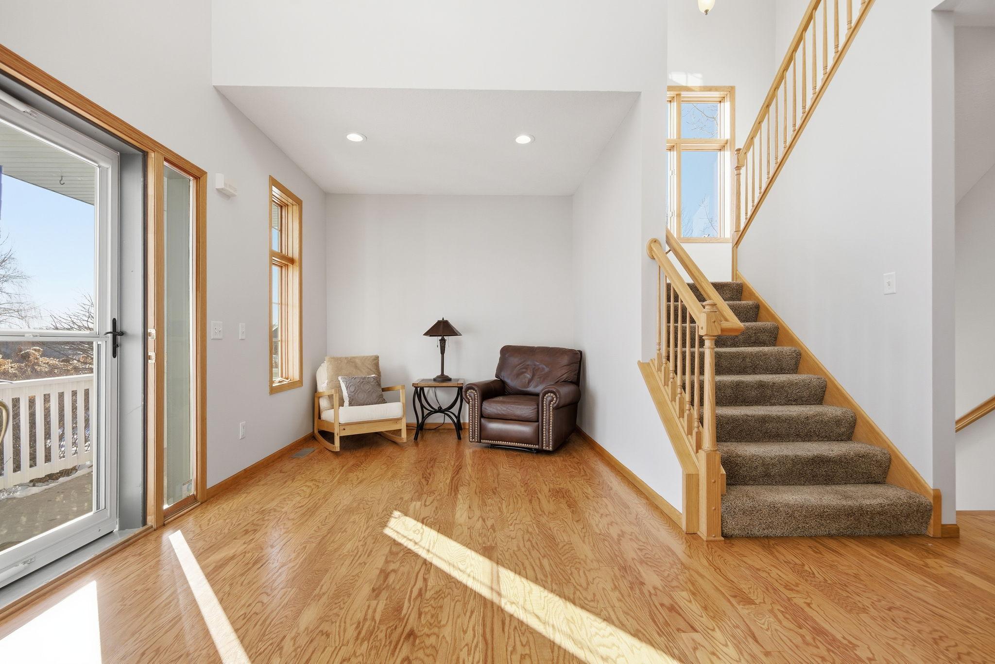 5135 Country Circle Loretto, MN 55357 - Photo 7 of 46