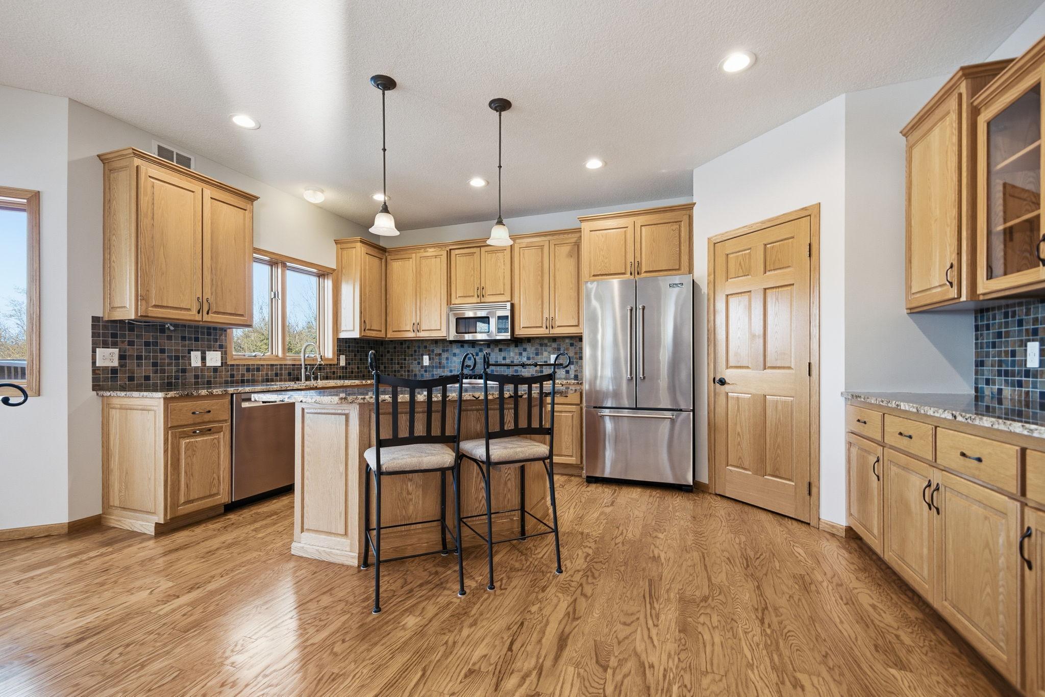 5135 Country Circle Loretto, MN 55357 - Photo 9 of 46