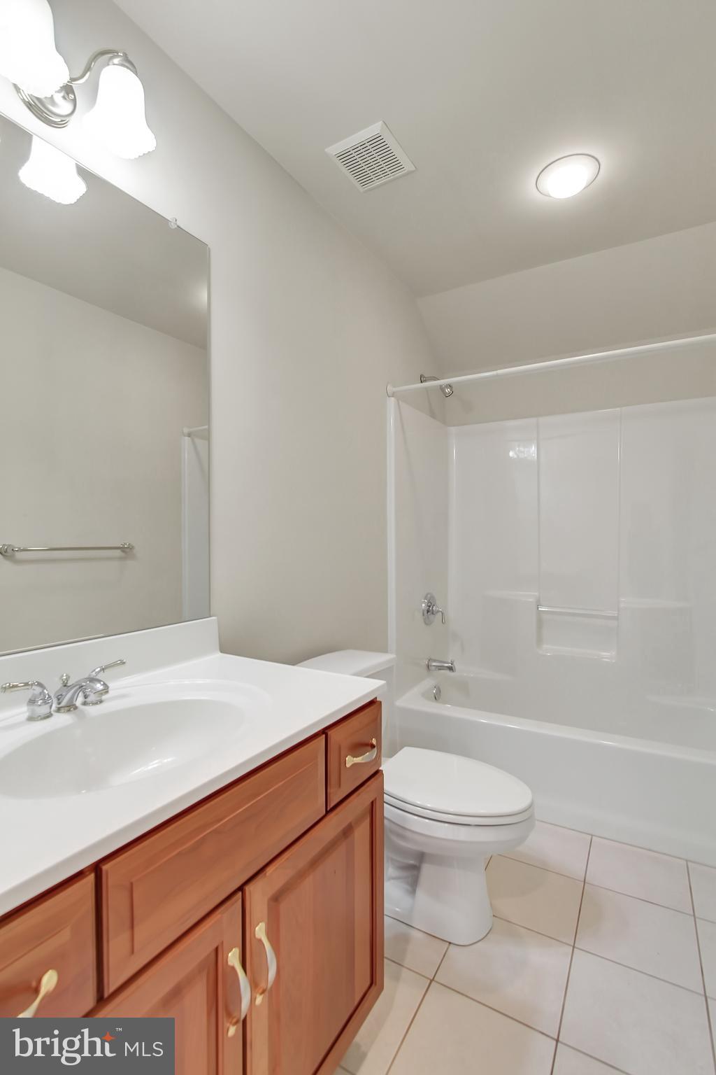 1216 Brighton Avenue Lititz, PA 17543 - Photo 21 of 27 Gallery Image 21