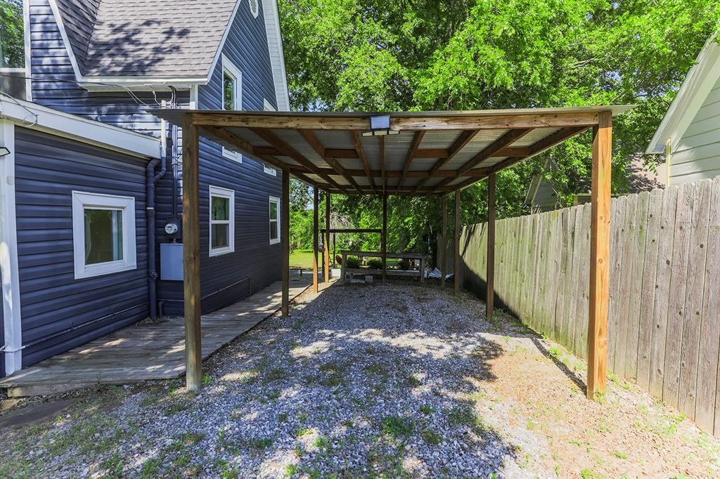 453 East Marshall Street Van Alstyne, TX 75495 - Photo 26 of 30 a view of outdoor space and deck