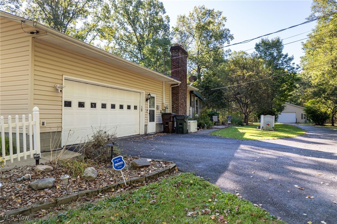 36449 Law Road Grafton, OH 44044 - Photo 32 of 46 Gallery Image 32