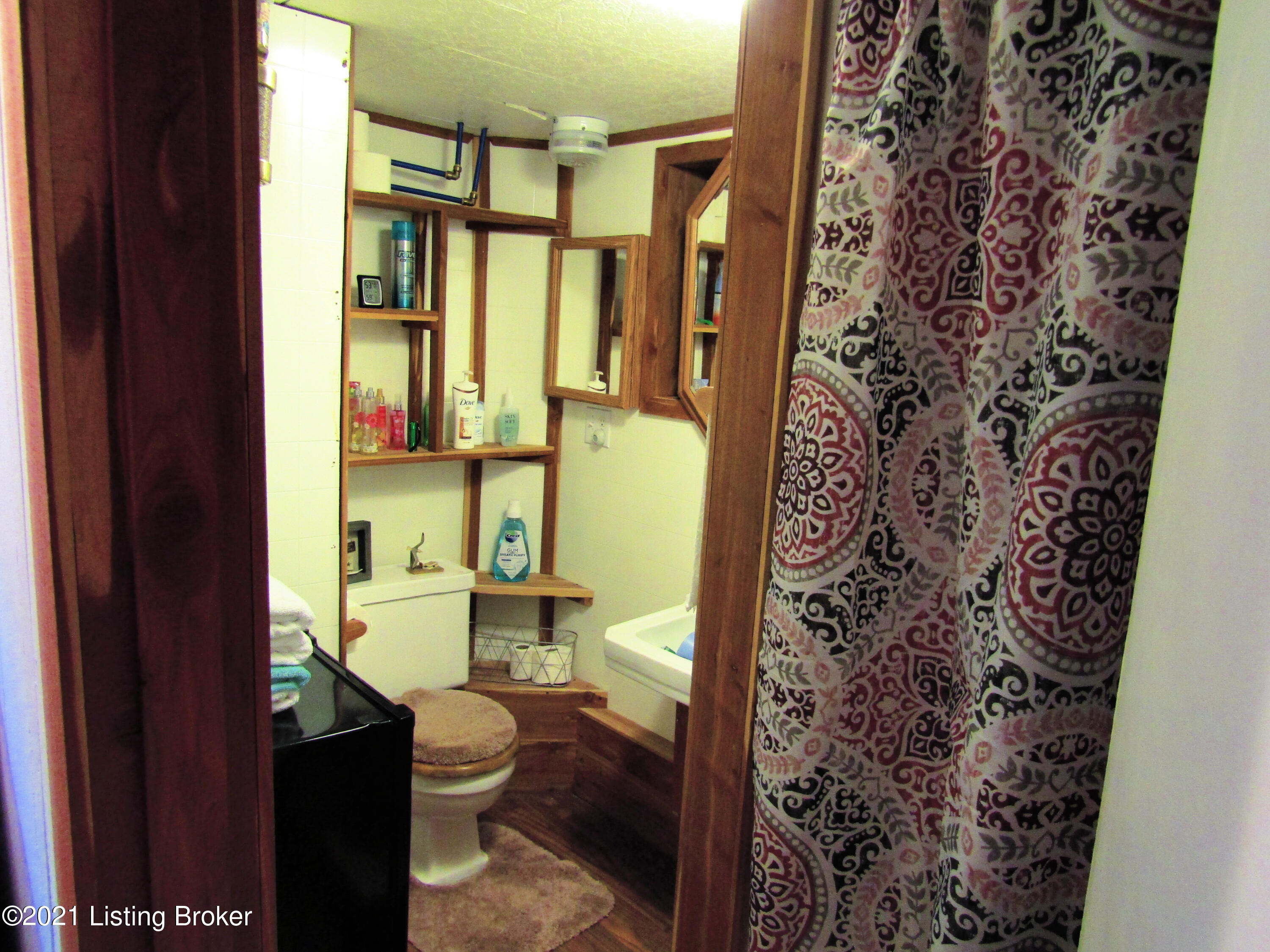 429 J M Mercer Campsite Road Hudson, KY 40145 - Photo 9 of 27 Edit, Basement Bath