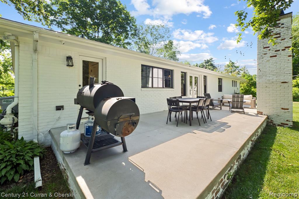 21651 Currie Road Northville, MI 48167 - Photo 48 of 52 Gallery Image 48