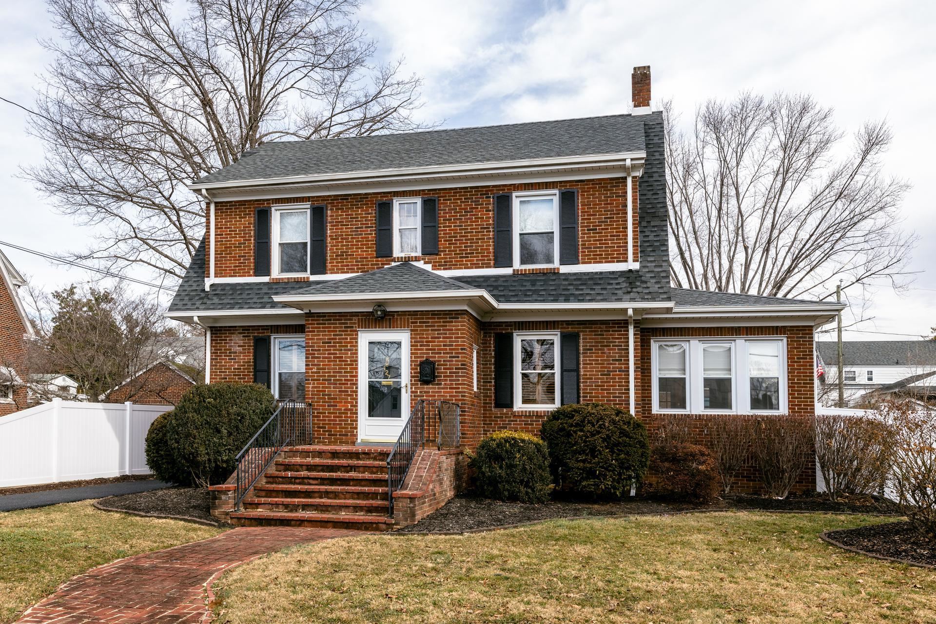 127 Crompton Road Waynesboro, VA 22980 - Photo 3 of 49 Gallery Image 3