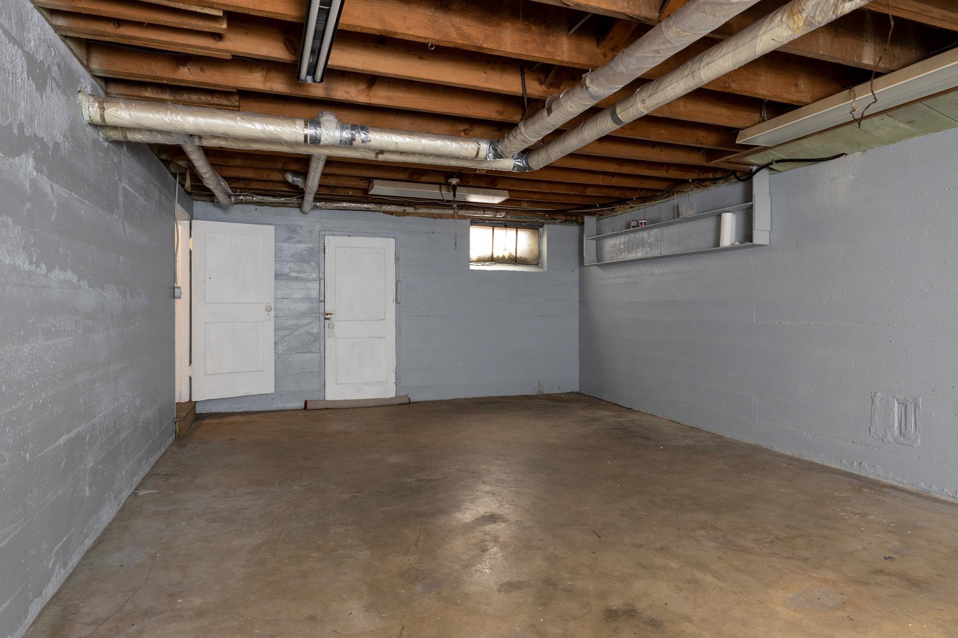 127 Crompton Road Waynesboro, VA 22980 - Photo 37 of 49 Gallery Image 37
