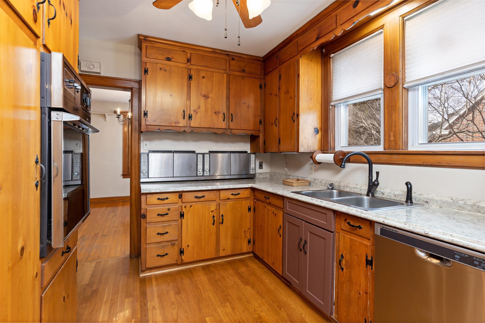 127 Crompton Road Waynesboro, VA 22980 - Photo 6 of 49 Gallery Image 6