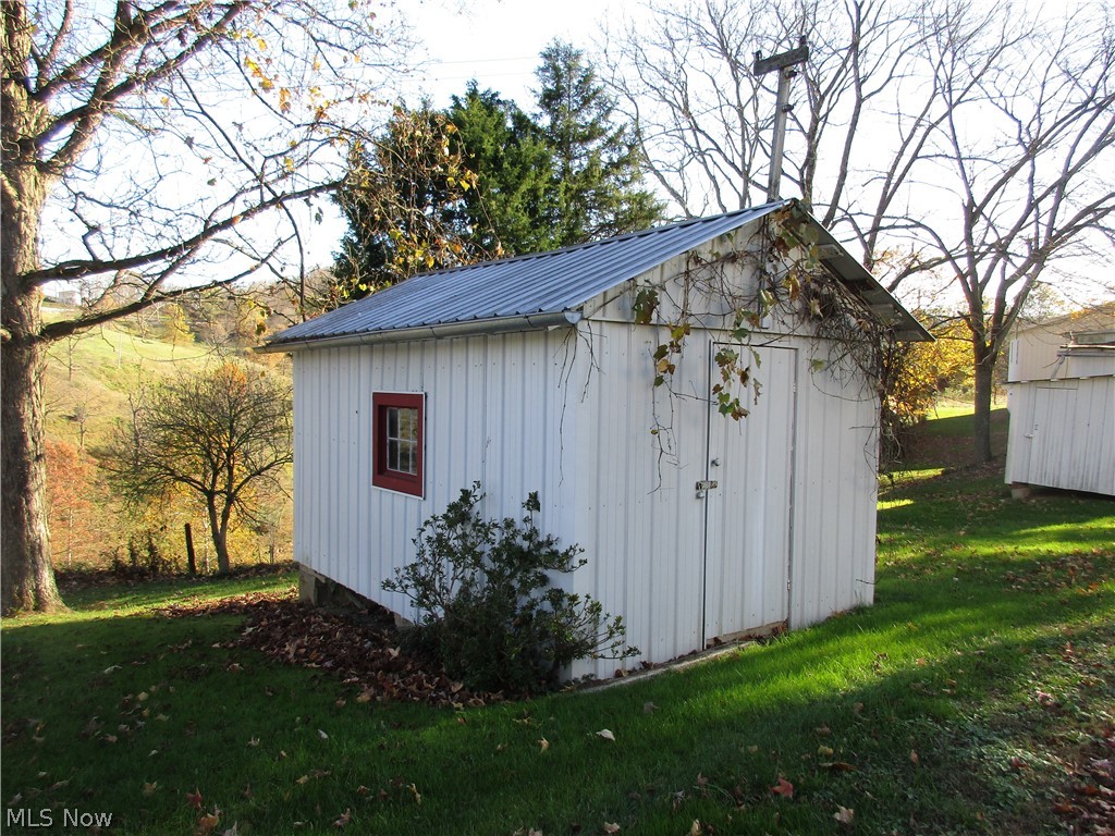 1944 Windy Ridge Road Elizabeth, WV 26143 - Photo 22 of 35