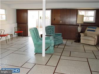 11 Rutgers Road Cherry Hill, NJ 08034 - Photo 8 of 12 Family Room