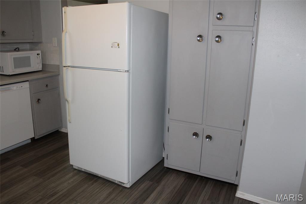 2719 Gerson Avenue Godfrey, IL 62002 - Photo 13 of 23