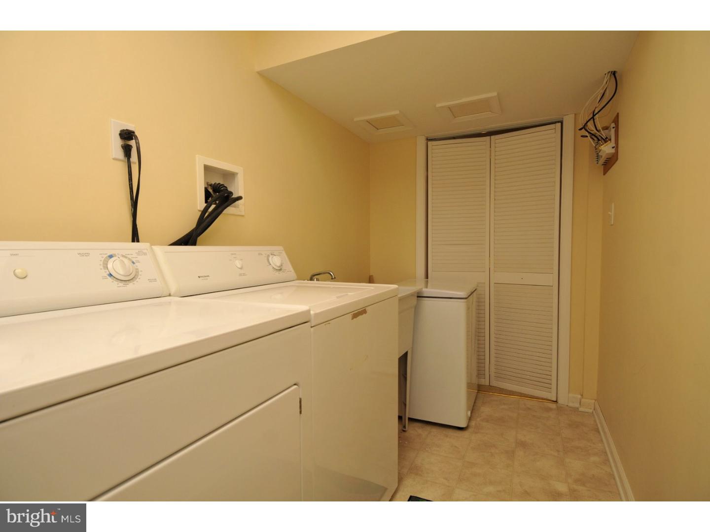 25 Port Mercer Road Lawrenceville, NJ 08648 - Photo 22 of 23 Laundry Room