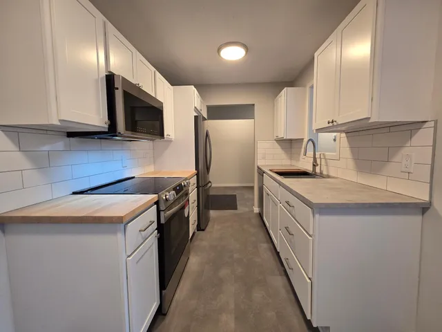 $109,000 | 2005 East 122nd Street, Unit A23, Burnsville, MN 55337