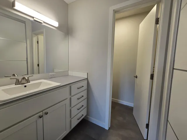 $109,000 | 2005 East 122nd Street, Unit A23, Burnsville, MN 55337