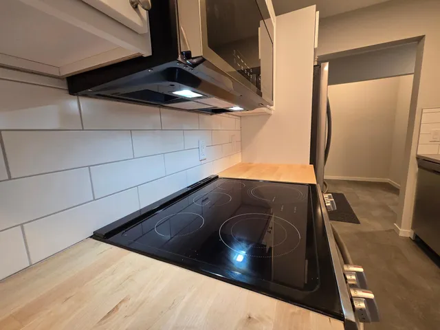 $109,000 | 2005 East 122nd Street, Unit A23, Burnsville, MN 55337