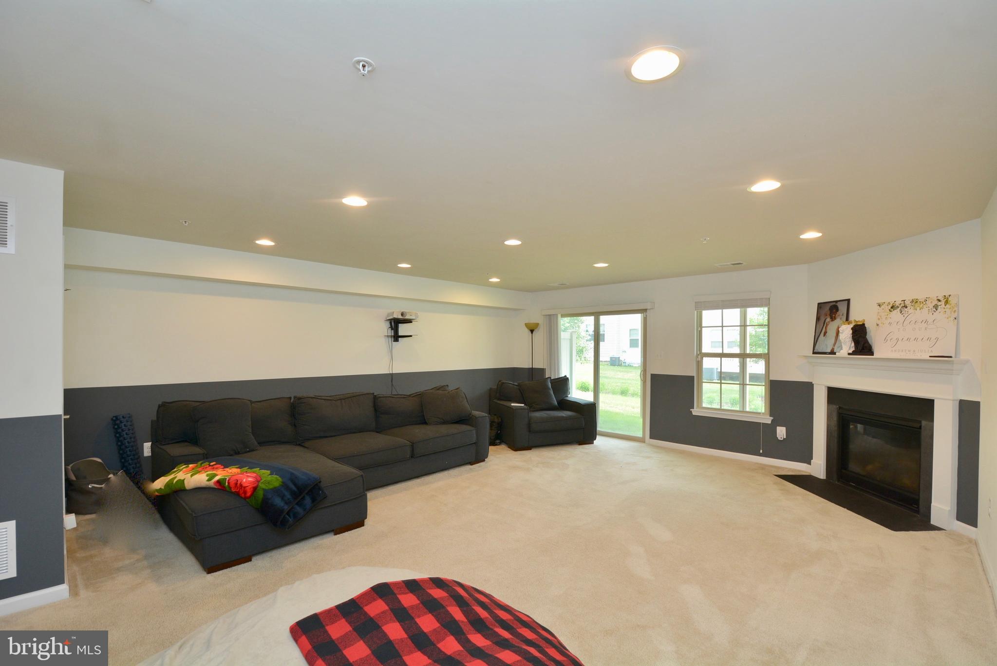 Spacious Family Room w/ Fire Place