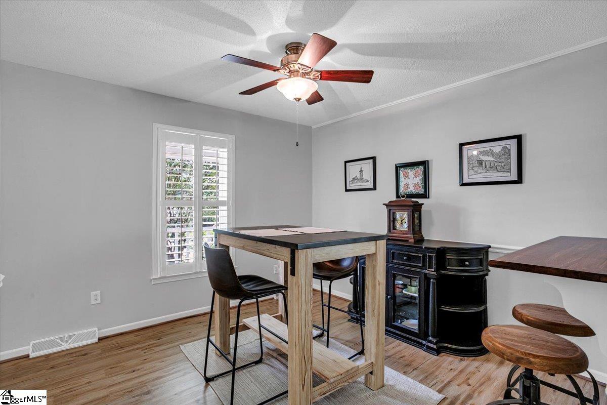 105 Berry Road Greer, SC 29650 - Photo 11 of 33 Gallery Image 11