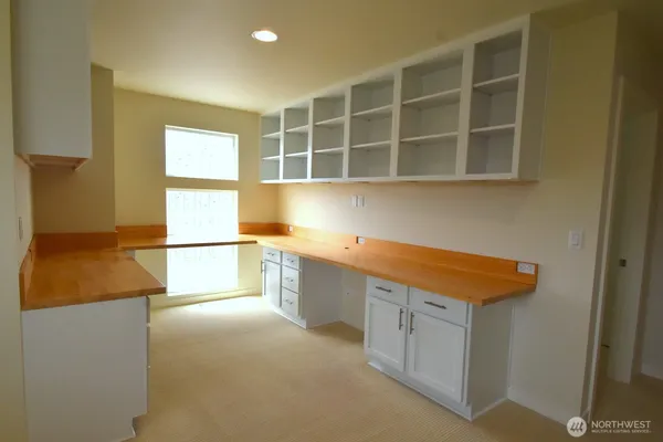 $3,650 | 3525 164th Place Southwest, Lynnwood, WA 98037
