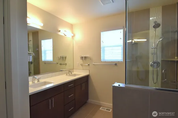 $3,650 | 3525 164th Place Southwest, Lynnwood, WA 98037
