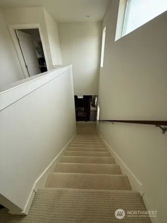 $3,900 | 3525 164th Place Southwest, Lynnwood, WA 98037