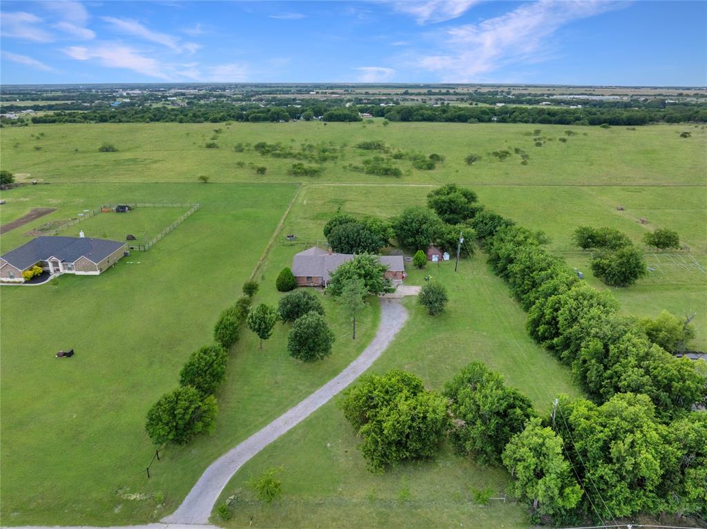 4368 Florance Road Ponder, TX 76259 - Photo 3 of 31