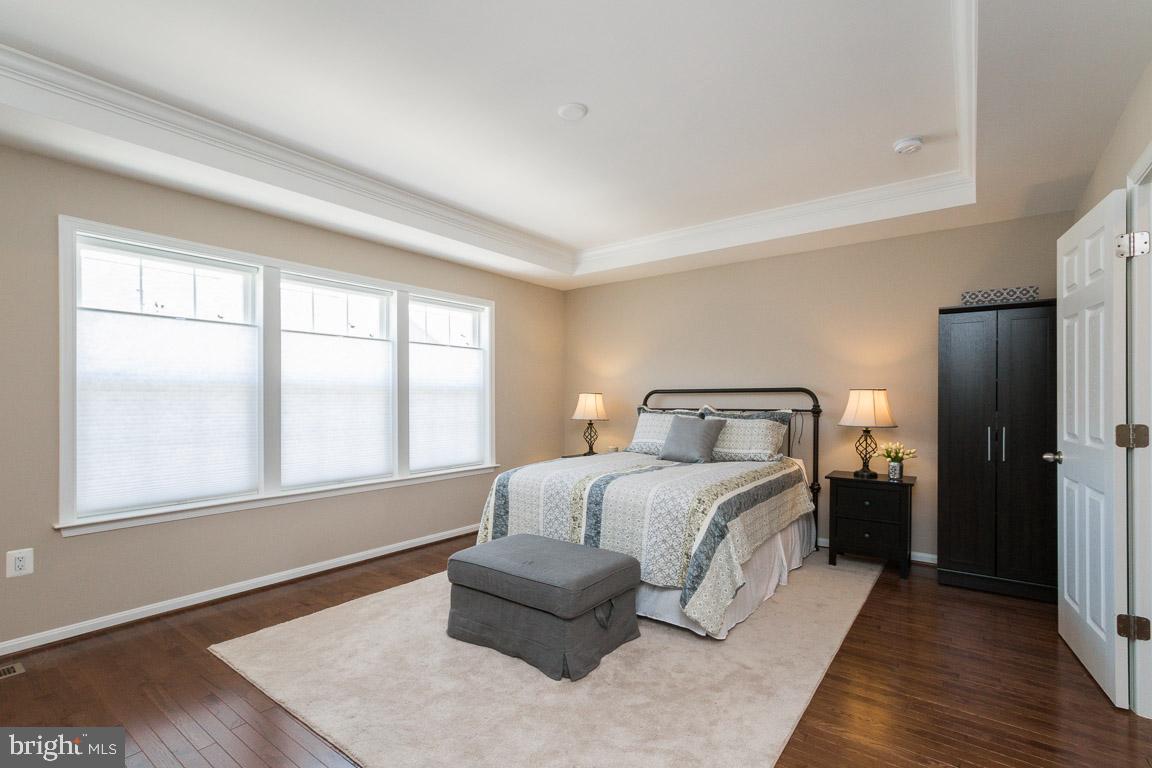 16040 Madison Ridge Place Gainesville, VA 20155 - Photo 22 of 33 Gallery Image 22