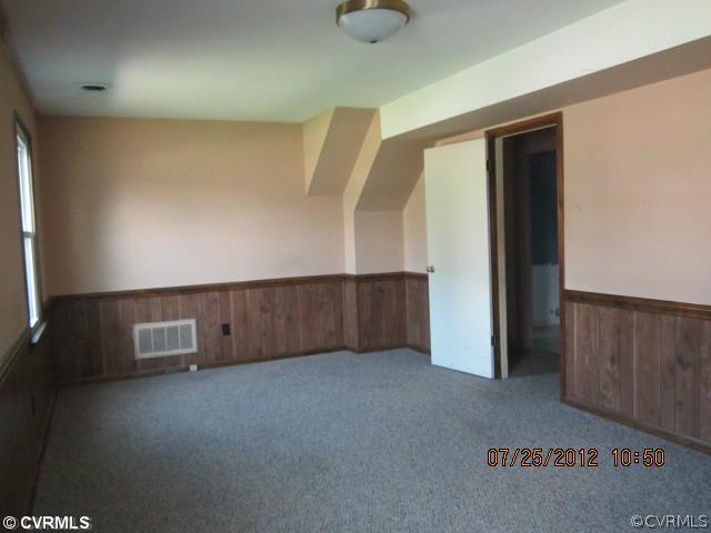 1619 Westbrook Road Hopewell, VA 23860 - Photo 8 of 12 Den/Family/Great Room - Basement
