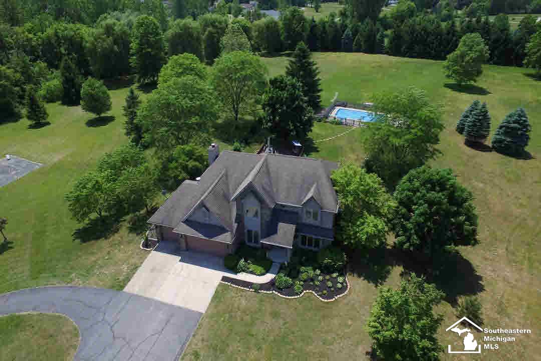 7675 Jackman Road Temperance, MI 48182 - Photo 40 of 42 20458369-39.JPG