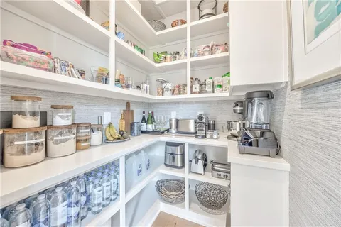 $999,900 | 732 West 45th Street, Kansas City, MO 64111