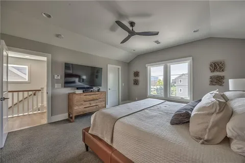 $999,900 | 732 West 45th Street, Kansas City, MO 64111