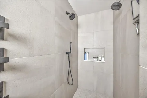 $999,900 | 732 West 45th Street, Kansas City, MO 64111